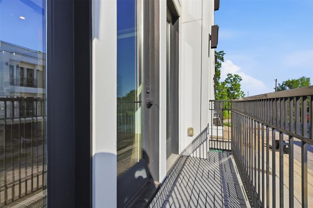 2213 Francis Street, Houston, TX 77004