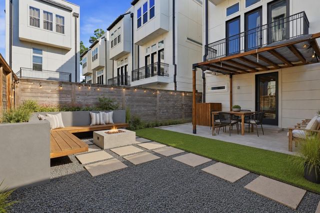2213 Francis Street, Houston, TX 77004