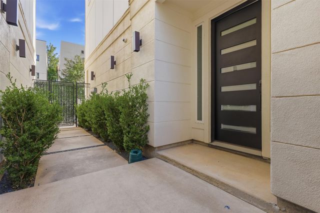 2213 Francis Street, Houston, TX 77004