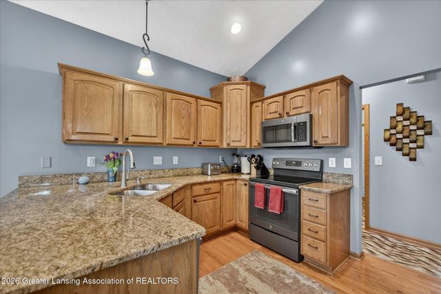 5553 Wild Iris, Haslett, MI 48840