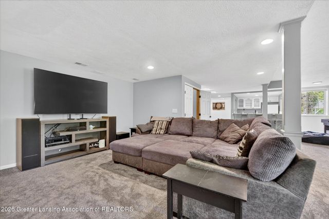 5553 Wild Iris, Haslett, MI 48840