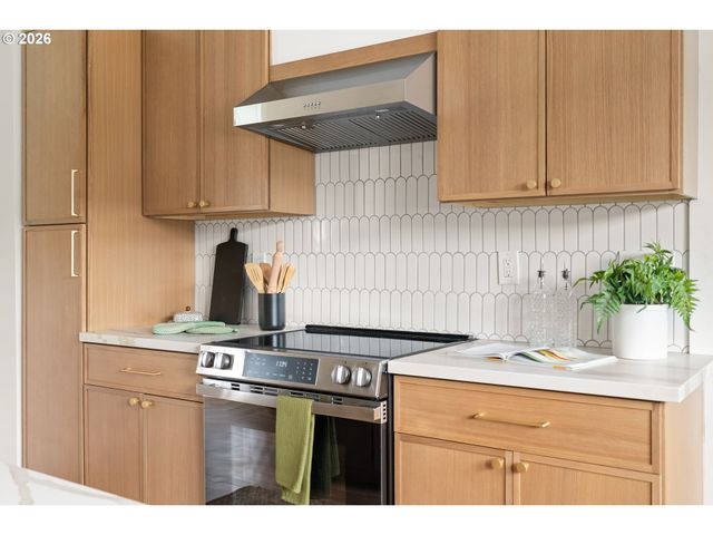 3976 Ne 12TH Ave, Portland, OR 97212