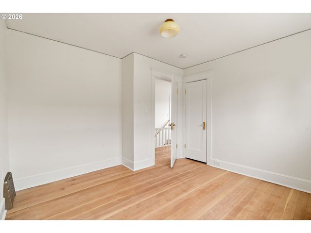 3976 Ne 12TH Ave, Portland, OR 97212