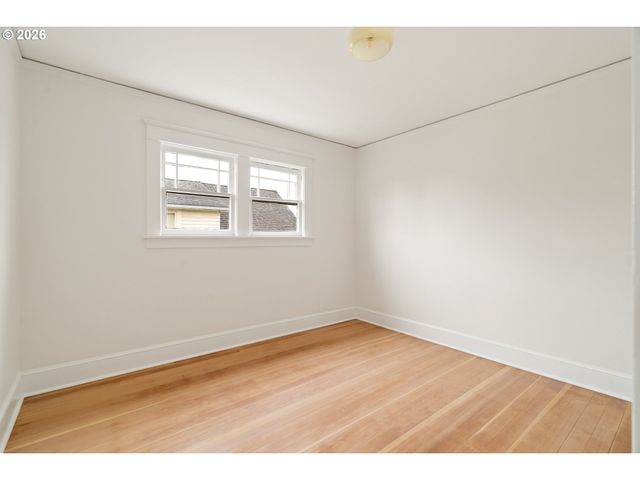 3976 Ne 12TH Ave, Portland, OR 97212