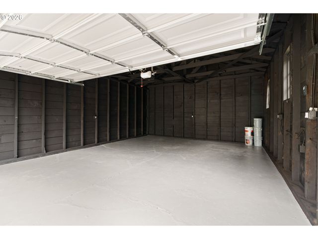 3976 Ne 12TH Ave, Portland, OR 97212