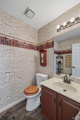13376 East Lane, Mehlville, MO 63128