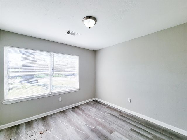 5835 Kenilwood Drive, Houston, TX 77033