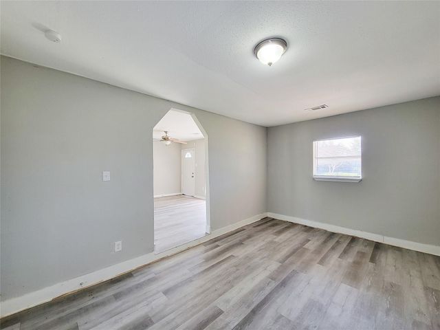 5835 Kenilwood Drive, Houston, TX 77033