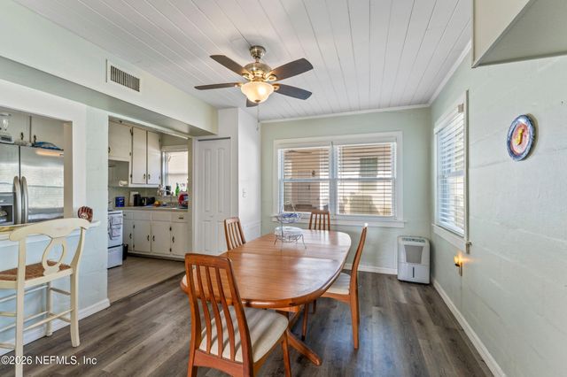 823 N FLETCHER Avenue, Fernandina Beach, FL 32034