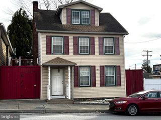 207 MARKET STREET, Halifax, PA 17032