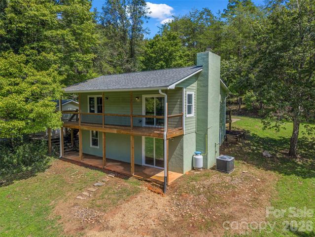 106 Bobwhite Avenue, Lake Lure, NC 28746