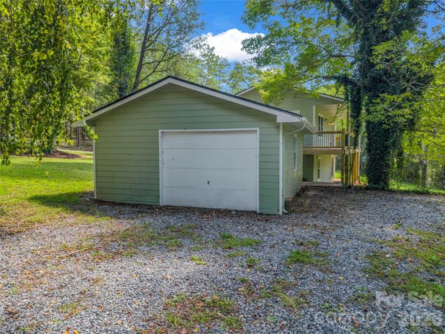 106 Bobwhite Avenue, Lake Lure, NC 28746