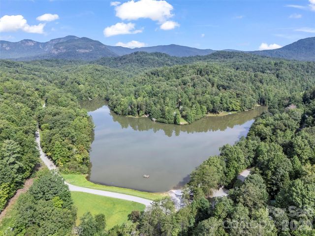 106 Bobwhite Avenue, Lake Lure, NC 28746