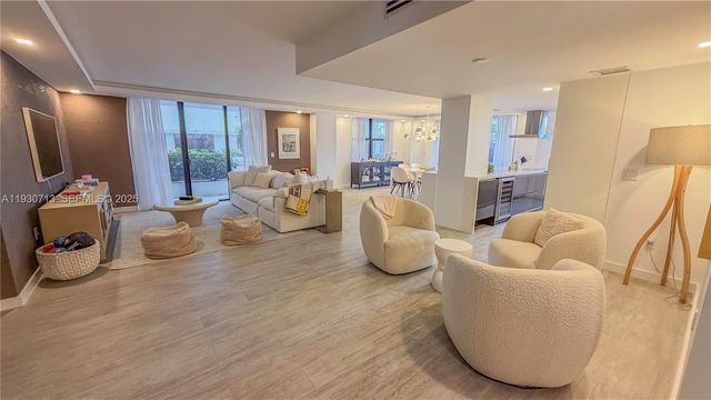 9801 Collins Ave 3Y, Bal Harbour, FL 33154