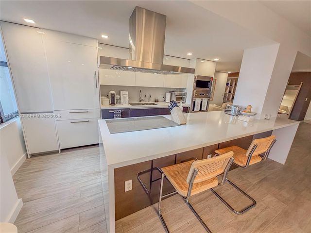 9801 Collins Ave 3Y, Bal Harbour, FL 33154