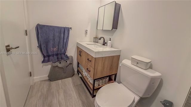 9801 Collins Ave 3Y, Bal Harbour, FL 33154