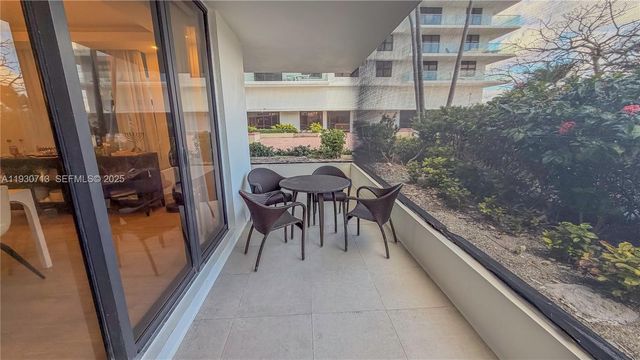 9801 Collins Ave 3Y, Bal Harbour, FL 33154