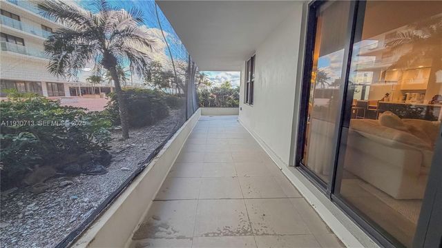 9801 Collins Ave 3Y, Bal Harbour, FL 33154