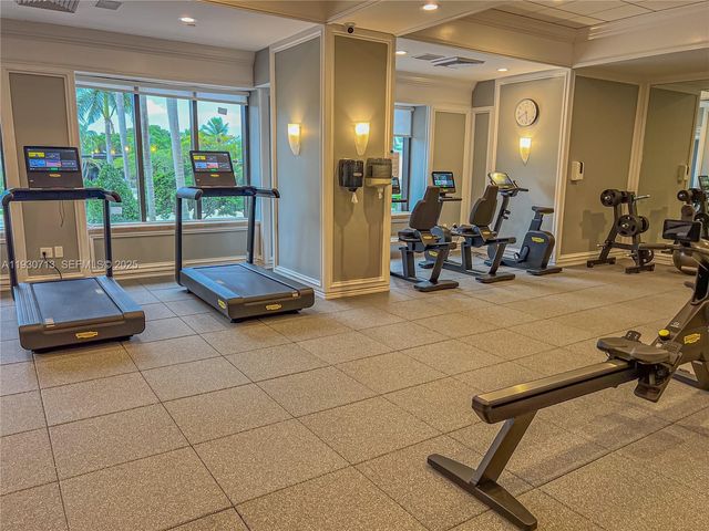 9801 Collins Ave 3Y, Bal Harbour, FL 33154