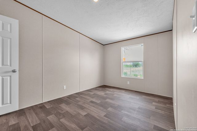 5709 County Road 422, Pleasanton, TX 78064