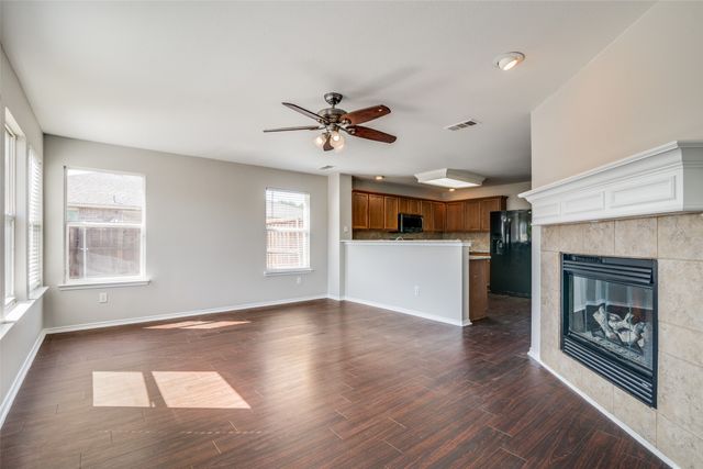 3017 Southern Hills Lane, Mesquite, TX 75181