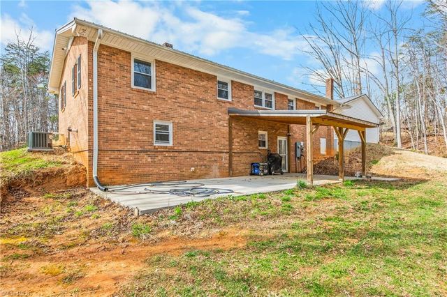 2035 Buffalo Road, Sandy Ridge, NC 27046