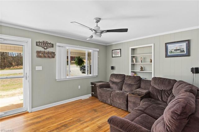 2035 Buffalo Road, Sandy Ridge, NC 27046