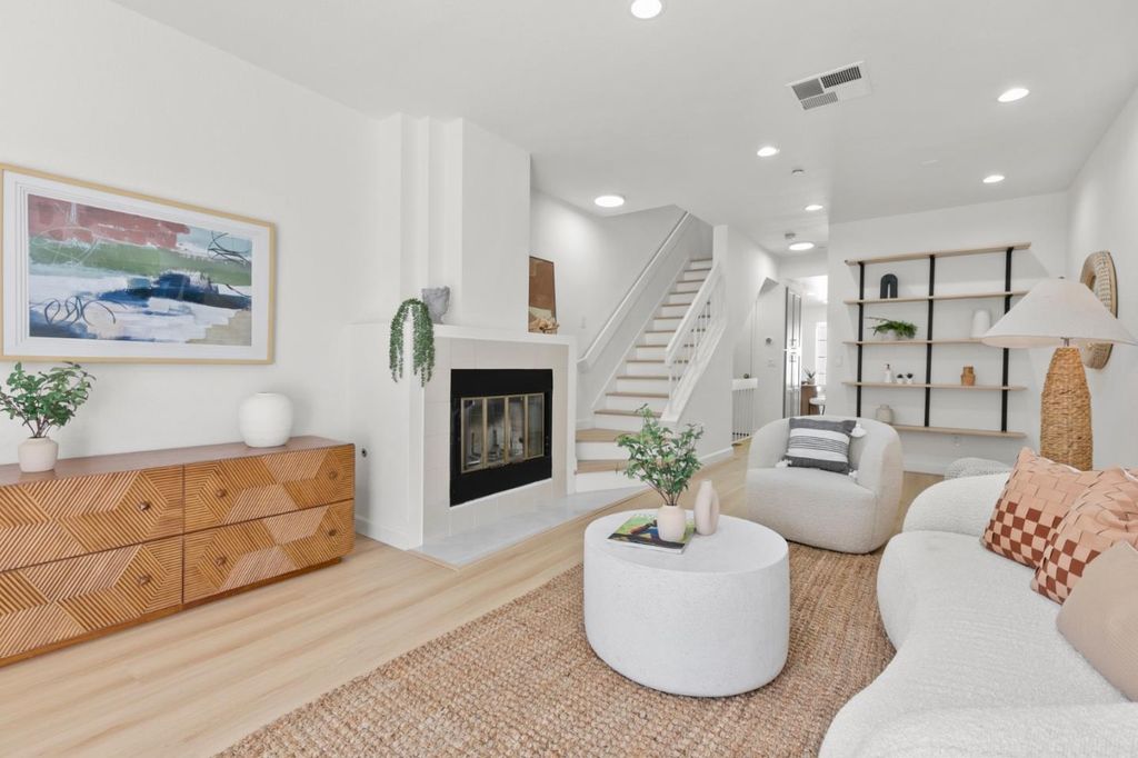 975 Belmont Terrace 2, Sunnyvale, CA 94086