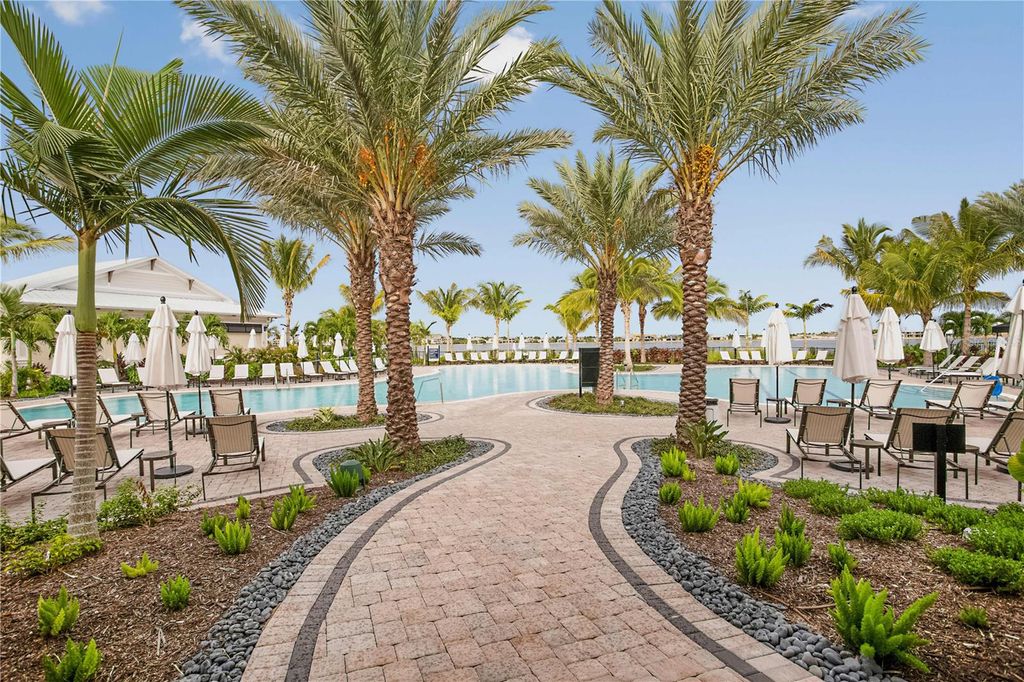 Image 13 of property listing at 7724 CASPIAN STREET, Palmetto, FL 34221