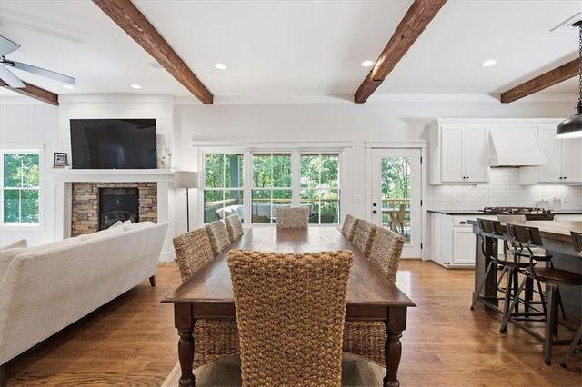 992 Oak Grove Road, Carrollton, GA 30117