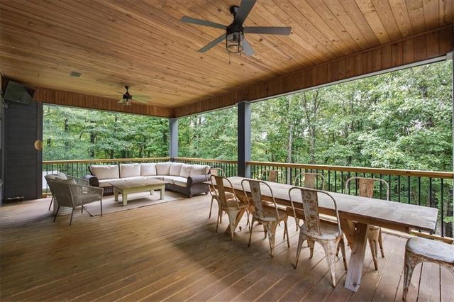 992 Oak Grove Road, Carrollton, GA 30117