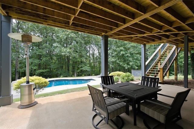992 Oak Grove Road, Carrollton, GA 30117