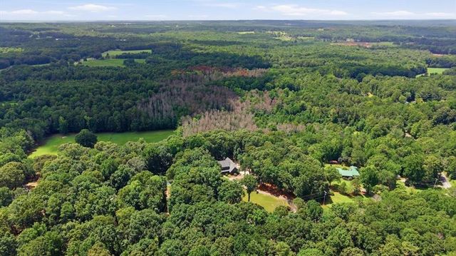 992 Oak Grove Road, Carrollton, GA 30117