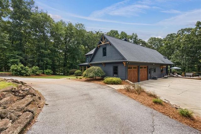 992 Oak Grove Road, Carrollton, GA 30117