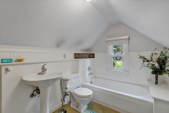 127 E Empire, Grass Valley, CA 95945