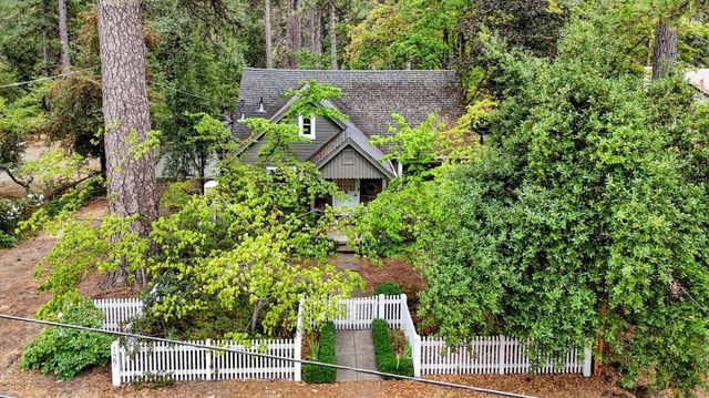 127 E Empire, Grass Valley, CA 95945