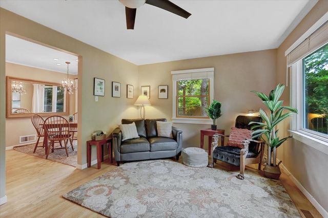 127 E Empire, Grass Valley, CA 95945