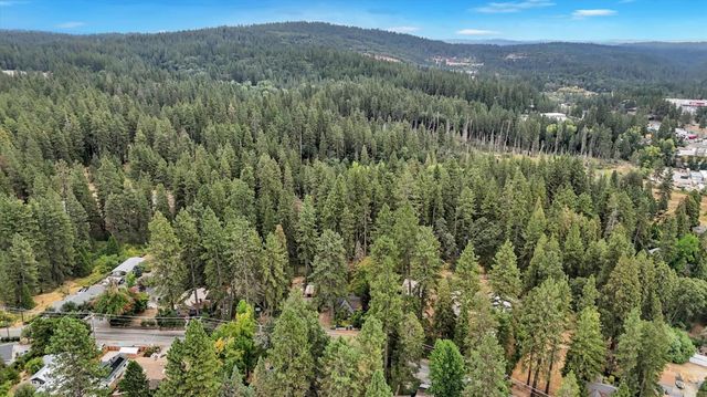 127 E Empire, Grass Valley, CA 95945