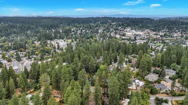 127 E Empire, Grass Valley, CA 95945