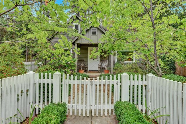 127 E Empire, Grass Valley, CA 95945