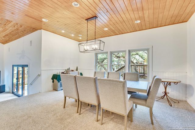 739 W OAK ESTATES DR, San Antonio, TX 78260