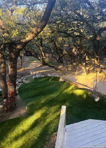 739 W OAK ESTATES DR, San Antonio, TX 78260