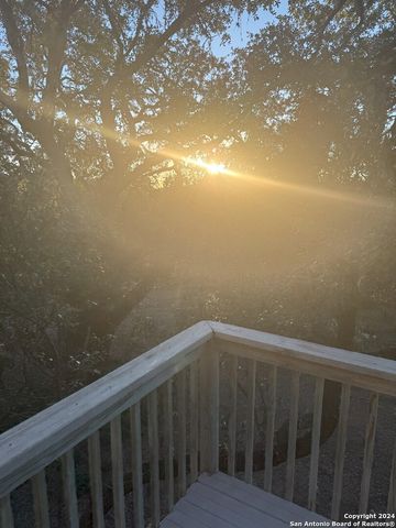 739 W OAK ESTATES DR, San Antonio, TX 78260