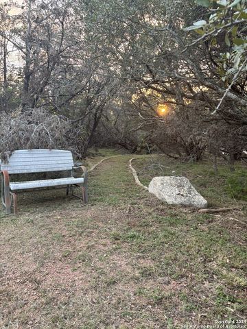 739 W OAK ESTATES DR, San Antonio, TX 78260