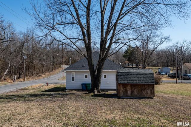 1414 NEWTON Avenue, Johnston City, IL 62951