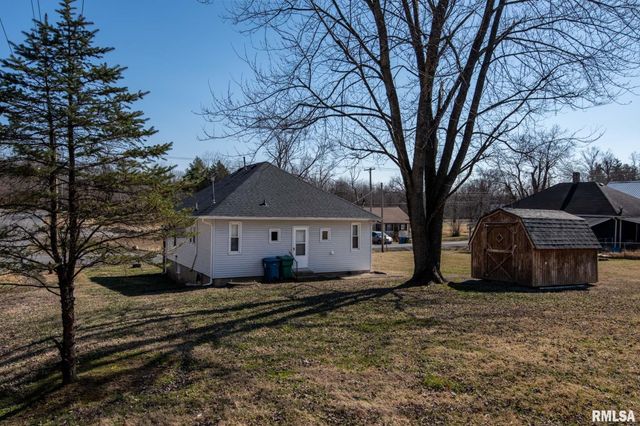 1414 NEWTON Avenue, Johnston City, IL 62951