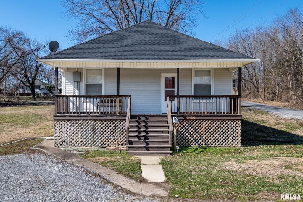 1414 NEWTON Avenue, Johnston City, IL 62951