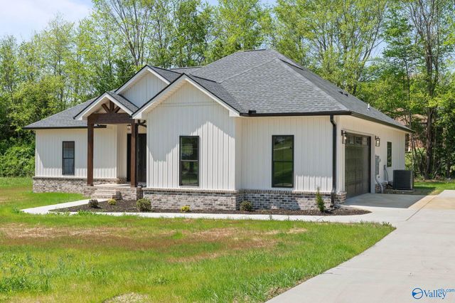 25541 Taylor Street, Elkmont, AL 35620