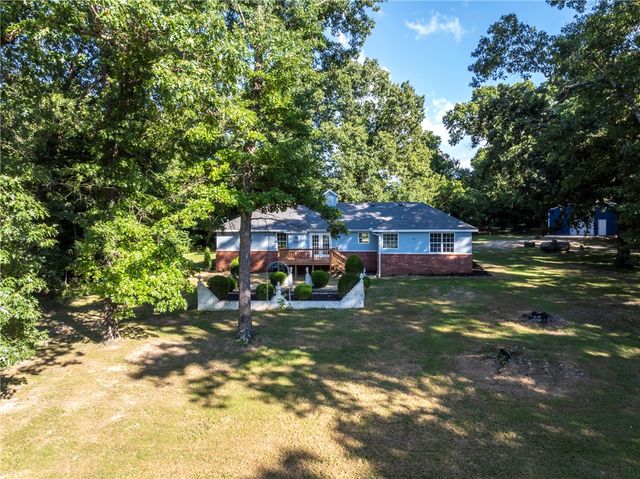 11133 Roggen Lane, Gravette, AR 72736