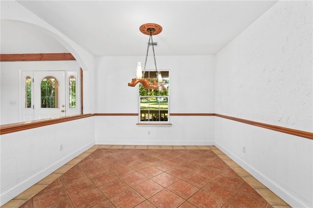 11133 Roggen Lane, Gravette, AR 72736